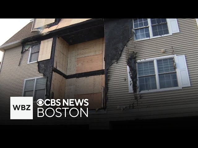 ⁣6 people, including 3 police officers, suffer smoke inhalation in Gloucester fire