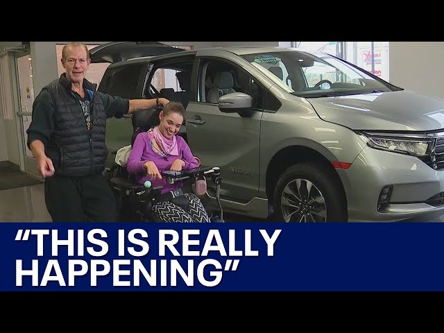 ⁣Driven Foundation gifts wheelchair-accessible vans to Chicago families in need