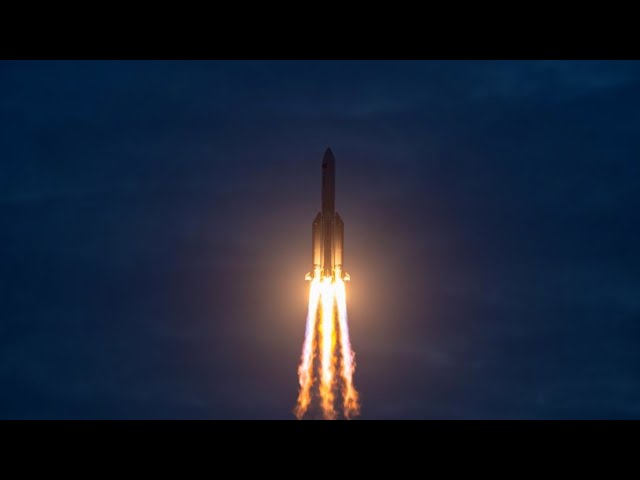 ⁣China launches internet satellite group