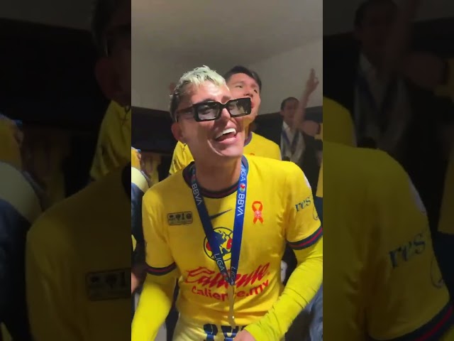 ⁣¡UN "MENSAJITO" PARA EL RIVAL! Chicote Calderón canta una canción MUY especial @clubameric