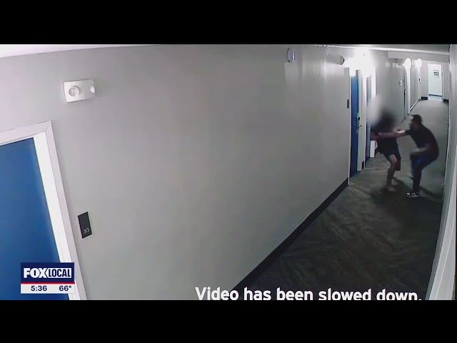 ⁣VIDEO: Man bangs on motel doors, holds guest at knifepoint before deadly Arlington police shooting