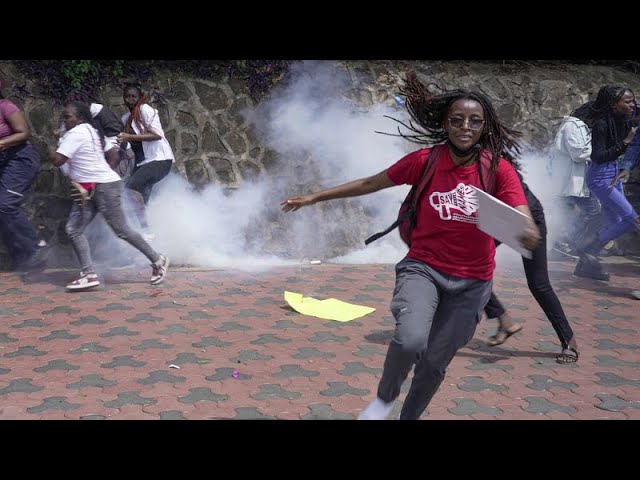 ⁣NO COMMENT: Manifestación en Kenia contra el feminicidio