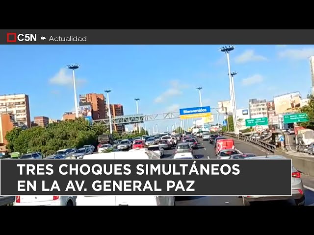 ⁣TRES CHOQUES SIMULTÁNEOS en la AV. GENERAL PAZ