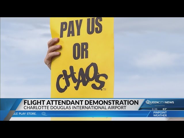 ⁣Flight attendants with American Eagle airline held demonstration outside CLT airport