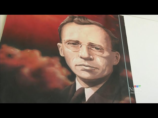 ⁣Saskatchewan art gallery hopes to find artist of pristine Tommy Douglas mural