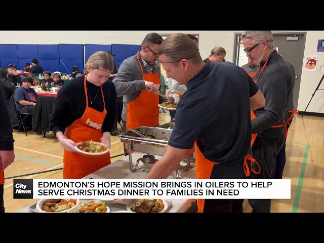 ⁣Families in need get hearty Christmas dinner, meet Oilers