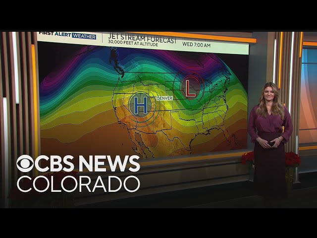 ⁣Staying warm and dry across Colorado, with another windy night expected for the foothills