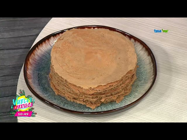 ⁣¿Has probado el pastel de crepas de chocolate?