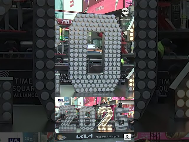 ⁣'2025' numerals arrive in Times Square for New Year's Eve