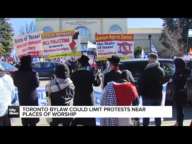 ⁣Toronto bylaw could limit protests near places of worship