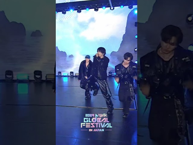 ⁣Walkin on Water - Stray Kids #StrayKids #스트레이키즈 #Shorts #MusicBankinJapan | KBS WORLD TV