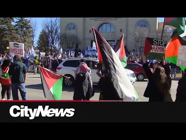 ⁣Toronto bylaw could limit protests near places of worship