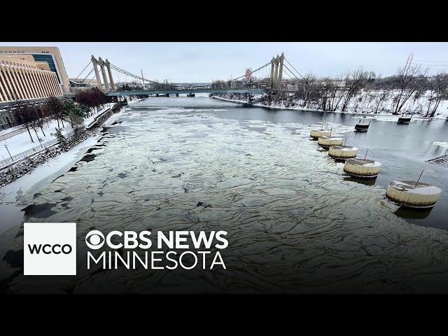 ⁣Notice those folds of ice on the Mississippi River? It’s frazil ice — here’s how it forms