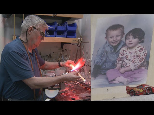 ⁣UBC glassblower honours his daughter's legacy with homemade beaker mugs