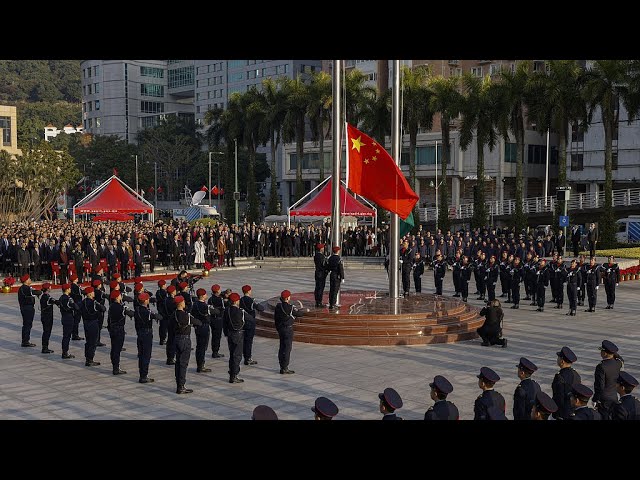 ⁣Cérémonie de lever de drapeaux à Macao pour les 25 ans de son retour à la Chine