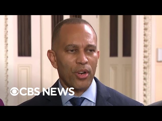 ⁣Hakeem Jeffries speaks after House passes funding deal