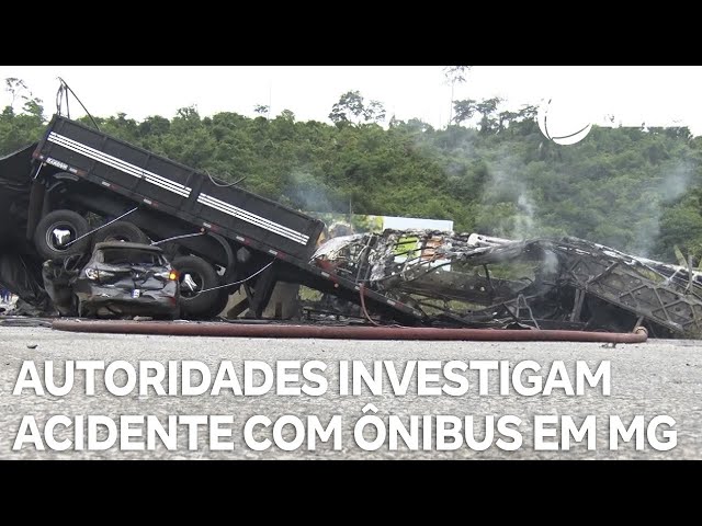 ⁣Autoridades investigam acidente com ônibus em Minas Gerais