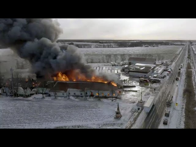 ⁣Huge fire breaks at furniture manufacturer in Quebec