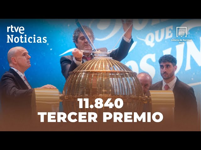 ⁣LOTERIA DE NAVIDAD2024: 11.840, TERCER PREMIO del SORTEO | RTVE Noticias