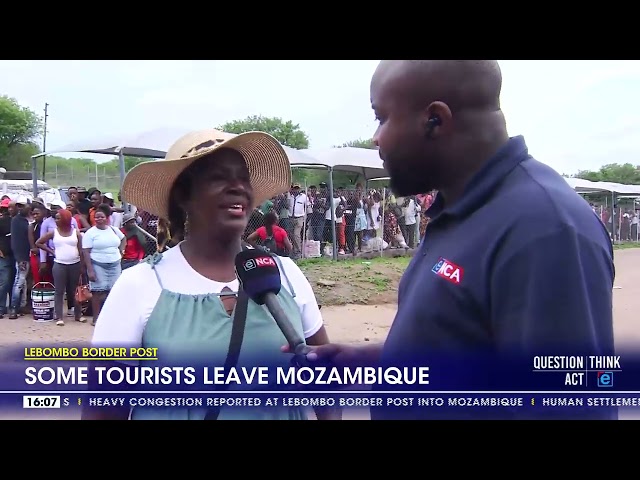 ⁣Tourists leave Mozambique fearing another wave of protests