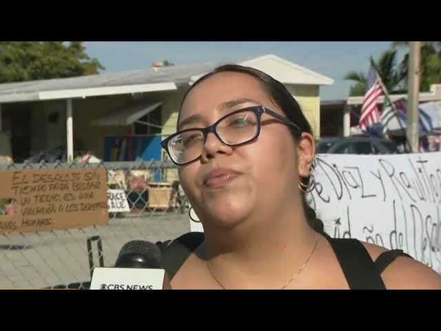 ⁣Sweetwater mobile home park residents protest mass evictions