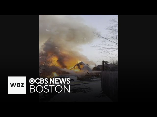 ⁣2 homes destroyed in explosive fire in Spencer