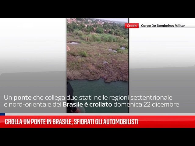 ⁣Crolla un ponte in Brasile, sfiorati gli automobilisti