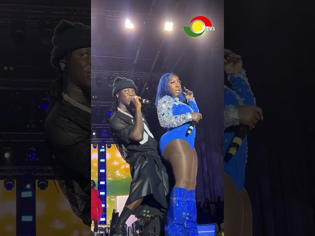 ⁣It’s a mad ting when Ghana meets Jamaica @stonebwoy X @spiceofficial