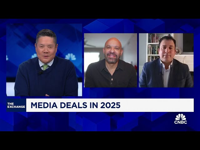 ⁣Media executives expect M&A to pick up in the new year, says CNBC's Alex Sherman