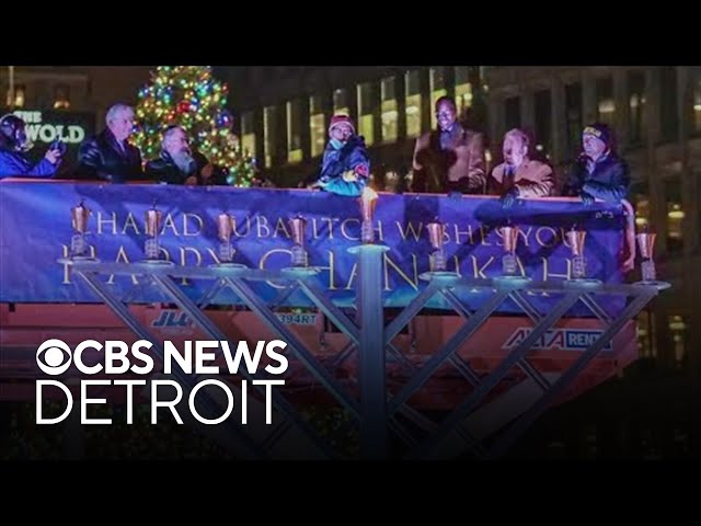 ⁣Menorah in the D returns to downtown Detroit