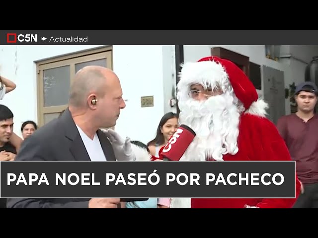 ⁣PAPA NOEL paseó por PACHECO a horas de la NAVIDAD