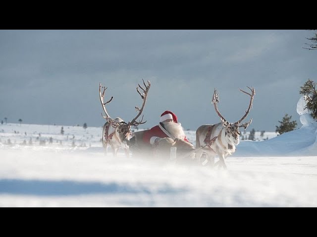 NO COMMENT: Papá Noel empieza su viaje con los regalos