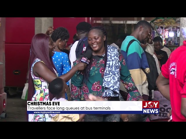 ⁣Christmas eve: Travellers face long queues at bus terminals