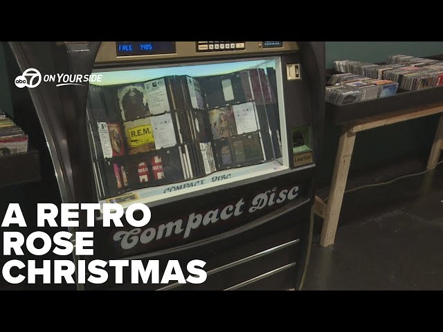 ⁣Retro Rose Vinyl Store looks to spread Christmas cheer through the community