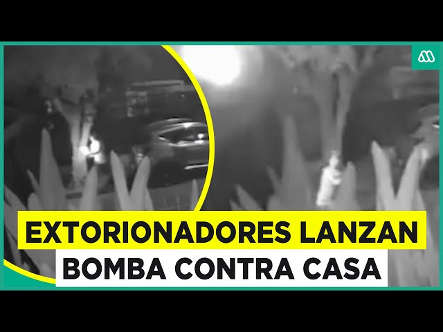 ⁣Arrojan molotov contra casa: Banda de extorsionadores amenaza a vecinos