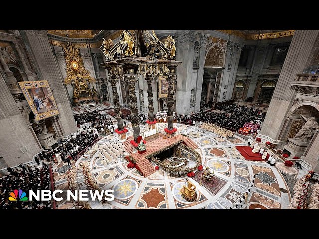 Full video: Pope Francis leads Christmas Eve Midnight Mass