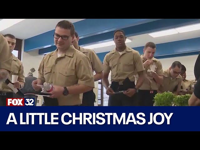 ⁣Chicago area volunteers provide Christmas cheer for Navy recruits away from home