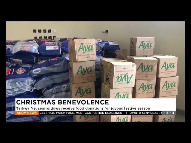 ⁣Tarkwa Nsuaem widows receive food donations for joyous festive season - Premtobre Kasee on Adom TV