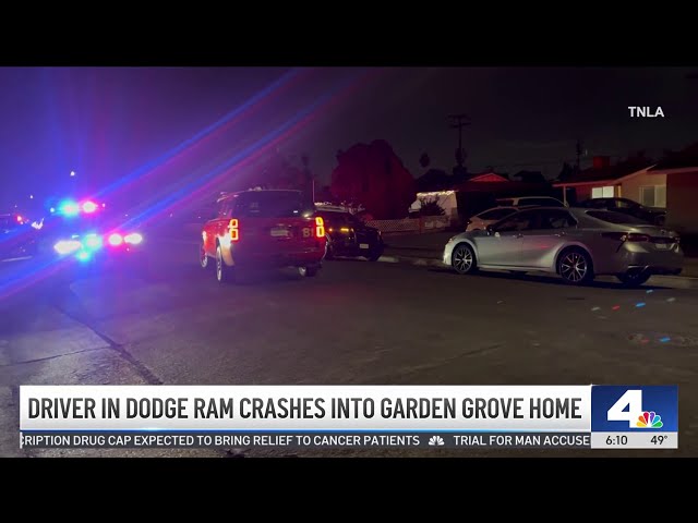 ⁣Driver slams into home in Garden Grove