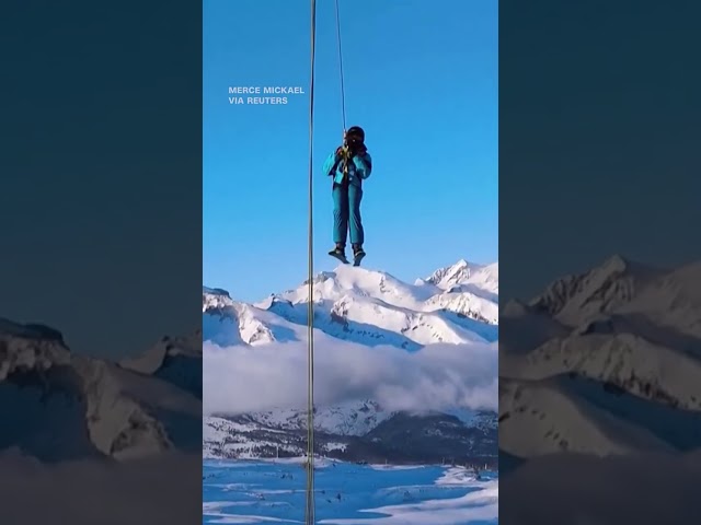 ⁣Skiers rescued from a chairlift in France