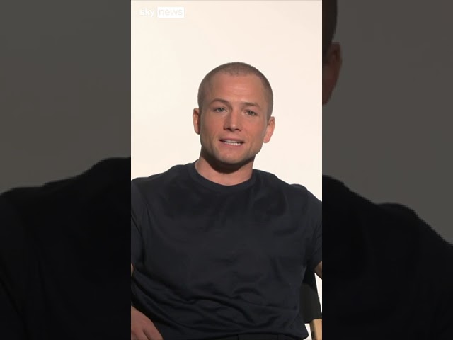 ⁣Taron Egerton's 'Carry-On' character