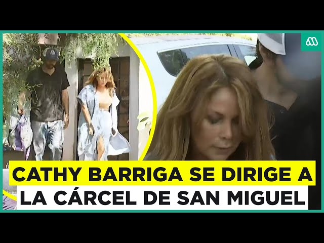 ⁣Cathy Barriga sale de su casa para volver a la cárcel de San Miguel