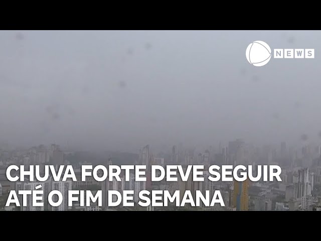 ⁣Chuva forte deve seguir até o fim de semana no Brasil