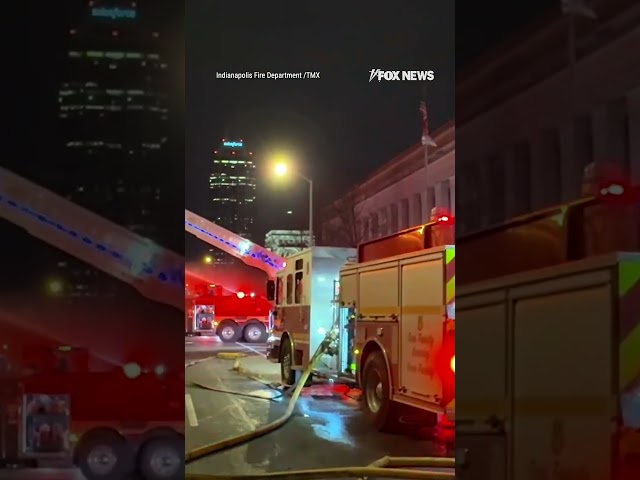 ⁣Firefighters rush to put out massive blaze that destroyed an iconic church the day before Christmas.