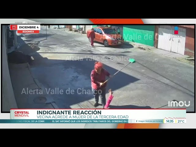 ⁣¡A escobazos! Vecina agrede a mujer de la tercera edad en Valle de Chalco | Crystal Mendivil