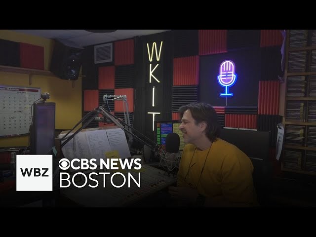 ⁣Maine radio station owned by Stephen King saved from going off the air