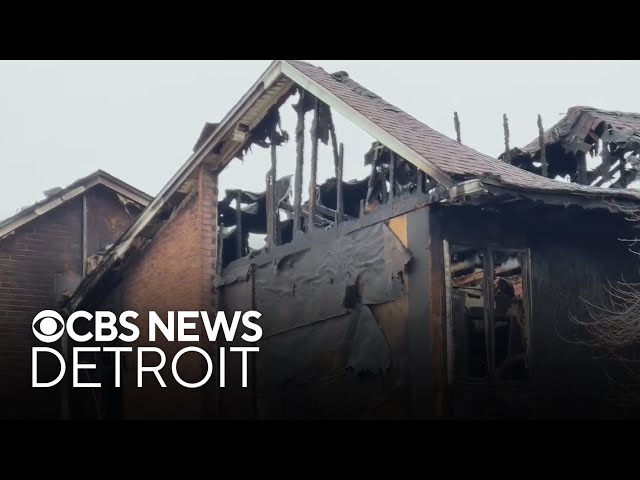 ⁣Residents displaced after Christmas morning fire in Southfield