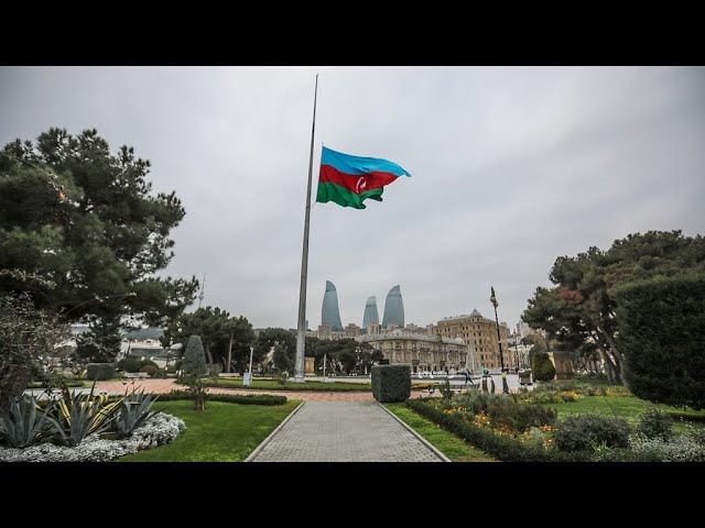 ⁣L'Azerbaïdjan observe une journée de deuil national après la mort de 38 personnes à bord de l&#