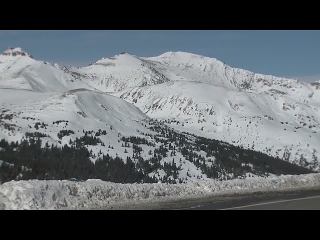 ⁣Avalanche warnings place into effect in Colorado