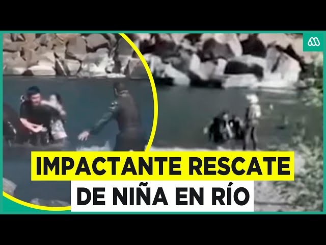 ⁣Impactante rescate de niña en río: El caudal la arrastró mientras se bañaba con su familia